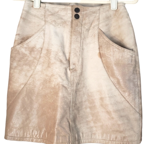 NWOT BB Dakota cream tan pocket leather lace-up mini skirt